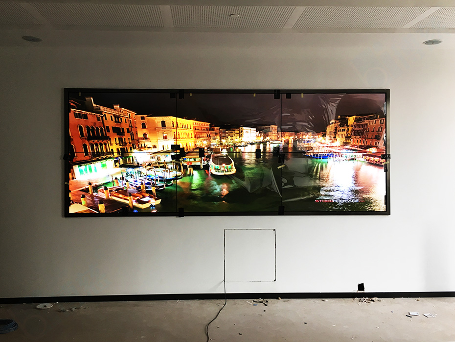 江苏南京扬子科创中心打造液晶拼接屏多元化高端科技展示系统平台