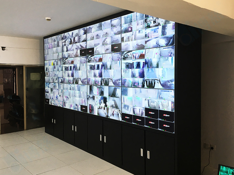 博慈采用12台自主报关的三星5.5mm46寸拼接屏打造上海宝山江杨批发市场监控管理系统平台