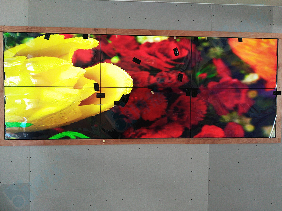 三星3.5mm55寸液晶拼接屏打造一套2×3拼接的监控展示综合管理系统平台
