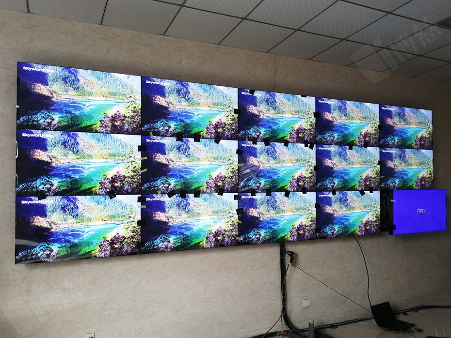 三星46寸液晶拼接屏入驻浙江绍兴电子材料有限公司